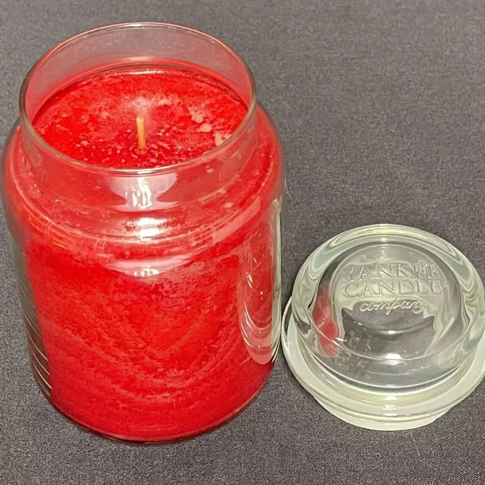 Yankee Candle SPARKLING CINNAMON Candle Great Holiday Red Large 22oz NEW
